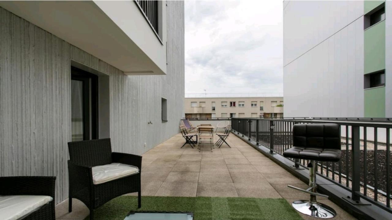 Luxury Apartment Near Paris La Defense With Secured Parking Bois-Colombes Exterior foto